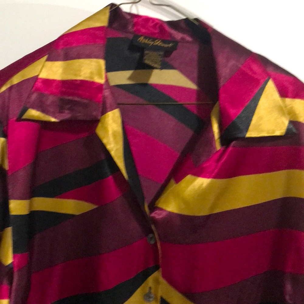 ASHLEY STEWART Silky polyester multi color button down blouse size 16